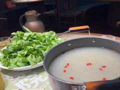 -梁家大院•农家菜(昆山会展中心店)