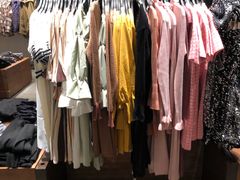 -URBAN REVIVO(西安Momopark店)