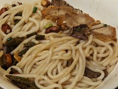 -牛八宝桂林米粉(八里庄店)