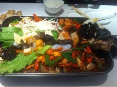 清江鱼冬功阴-鱼酷活鱼烤鱼(恒隆广场店)