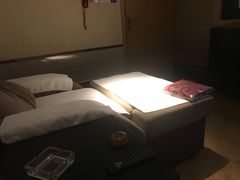 -金色印象·4K影院式足体养生(杨家坪西郊店)