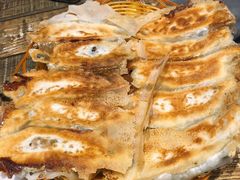 -阿洪锅贴王(小吃城店)