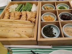 -鹊华居·地道鲁菜·海鲜·融合味(大明湖店)