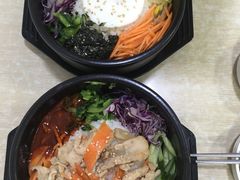 -拌来拌去石鍋拌飯(文鼎店)