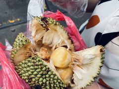 -三亚新鸿港水果一级批发市场