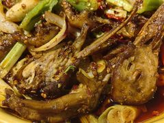 -休记光头香辣蟹干锅店(衣冠庙店)