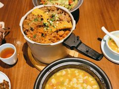 -有红鸡毛店·川菜(建设路店)