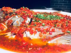 -湘小馆剁椒鱼头(金帝商务大厦店)