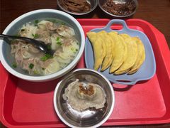 -老新隆牛肉锅贴(新街口店)