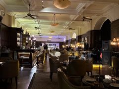 -LONG BAR 廊吧(外滩华尔道夫酒店)