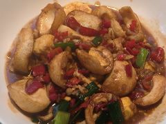 -阿瓦山寨·湘菜现炒·剁椒鱼头王(咸阳总店)