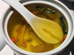 -裕兴记•蟹黄面馆(人民广场店)