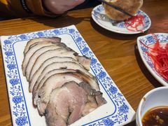 -老天桥酱肉烧饼夹肘子(天桥店)