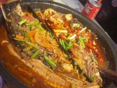 -鸣记脆皮烤鱼·海鲜烤鱼(三八广场店)