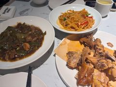 -关东小磨东北菜(漕河泾印象城店)