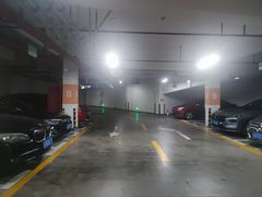 -天虹商场(中山路店)