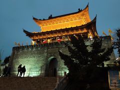 -巴陵广场