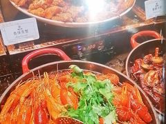 -雍容荟帝王蟹活龙虾展台自助(IFS黑金店)