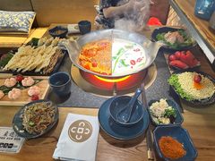 -湊湊火锅·茶憩(东城万达店)