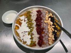 -姚姚酸菜鱼·金戈戈香港豉油鸡(喜荟城联名店)