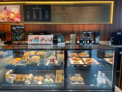面包甜点陈列柜-星巴克臻选(扬州瘦西湖文化广场店)