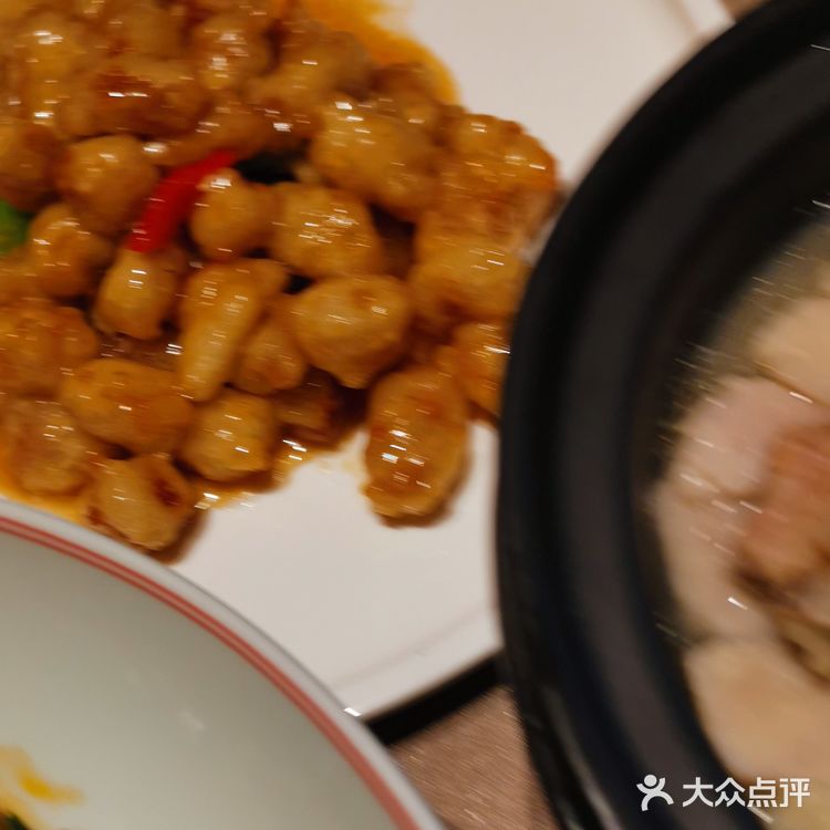 湘芙蓉群力第五大道店，是一家哈尔滨最高级的湘芙蓉去了就被吸引