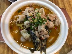 -湘聚南县土菜馆(龙山二路店)