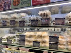 -白玉兰食品甜凤店(合生汇店)