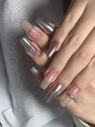 -星辰·新中式美甲美睫工作室