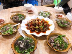 -周记翘脚牛肉