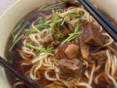 -李先生牛肉面快餐厅(白塔店)