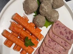 -红鼎豆捞·非遗鲍皇汤火锅(宝丰路店)