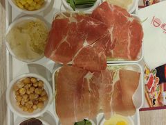 -花馬肆.云南过桥米线(汉神购物广场现场熬汤店)