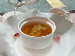 -景月阁空中食府(希尔顿酒店)