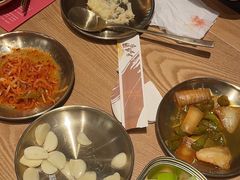 -西塔老太太泥炉烤肉(武汉摩尔城店)