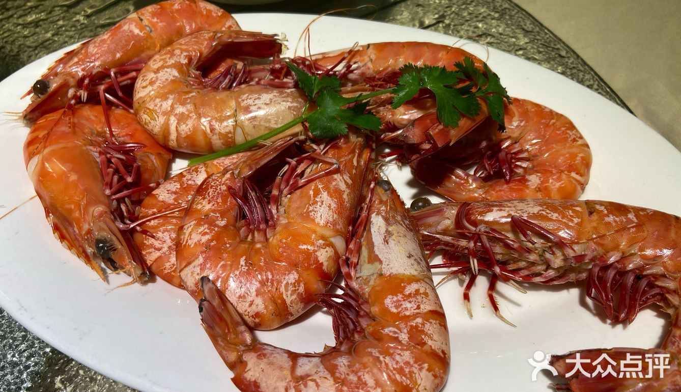 光吃帝王蟹我就能吃饱！