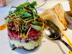 牛肉塔塔配牛油果黑橄榄酱-Solo(衡山路店)