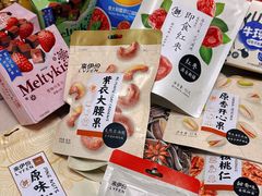 -来伊份(我格广场武宁路店)