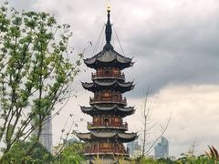 -龙华寺