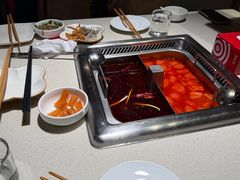 -海底捞火锅鲜切牛肉主题店(长寿路店)