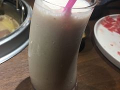 草莓酸奶-快乐小羊·内蒙牛羊肉火锅(流花中心店)