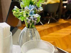 -潮一不贰·法式甜品·生日蛋糕·西式简餐(外滩店)