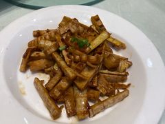 油焖时笋-咸亨酒店(和平店)