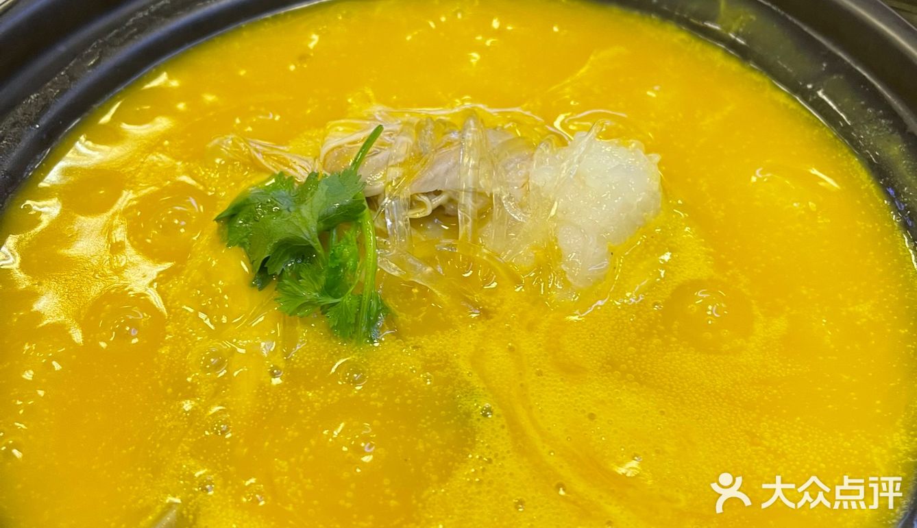 大口吃大鸡腿花胶翅实在太爽了！