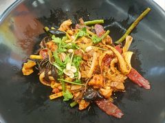 -醉人椒麻辣香锅(王府井喜悦店)