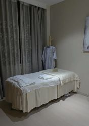 -百秀名媛纹绣美学护肤中心