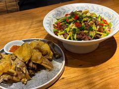 -头上红煨盐鸡·非遗院子餐厅