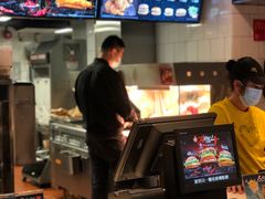 -麦当劳(水坑尾街店)