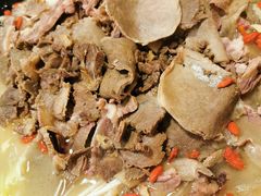 牦牛肉牛杂汤锅-草原三宝汤锅