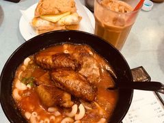 番茄浓汤鸡翅猪扒通粉-华嫂冰室(尖沙咀店)